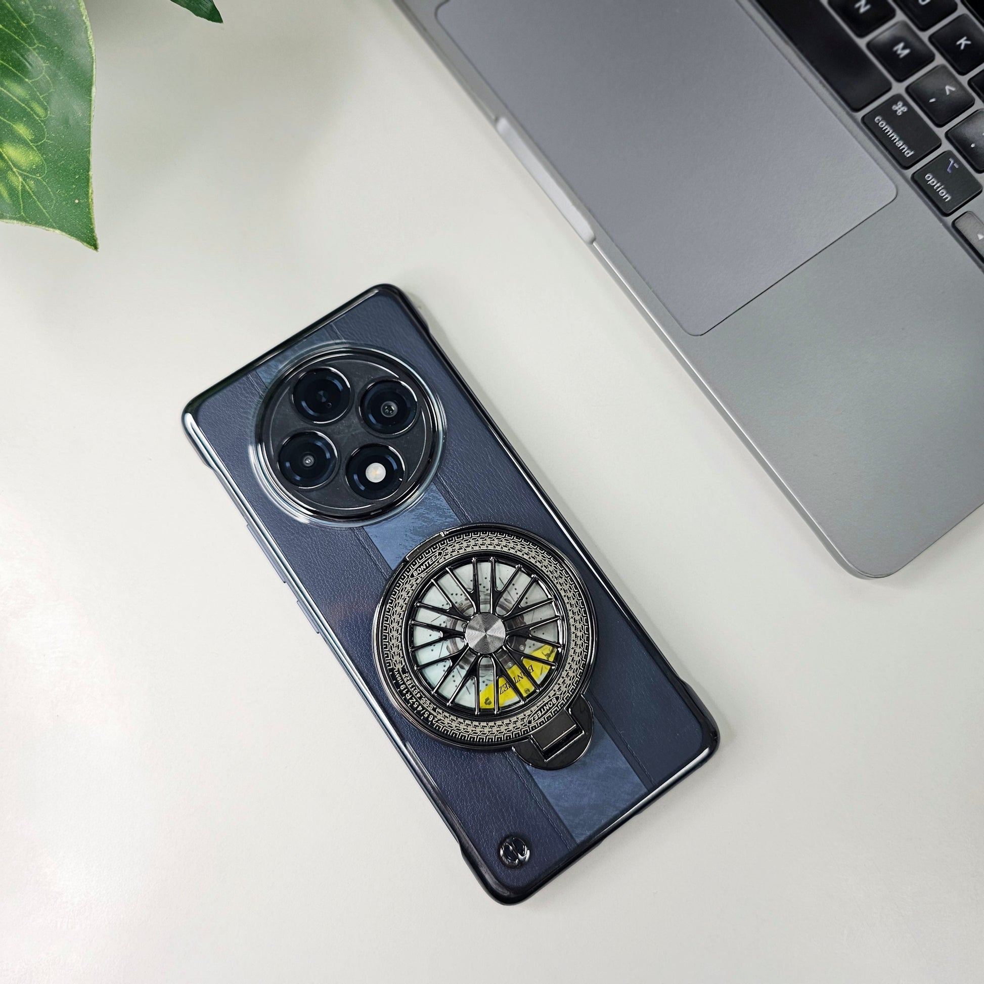 Porsche wheel ring stand case